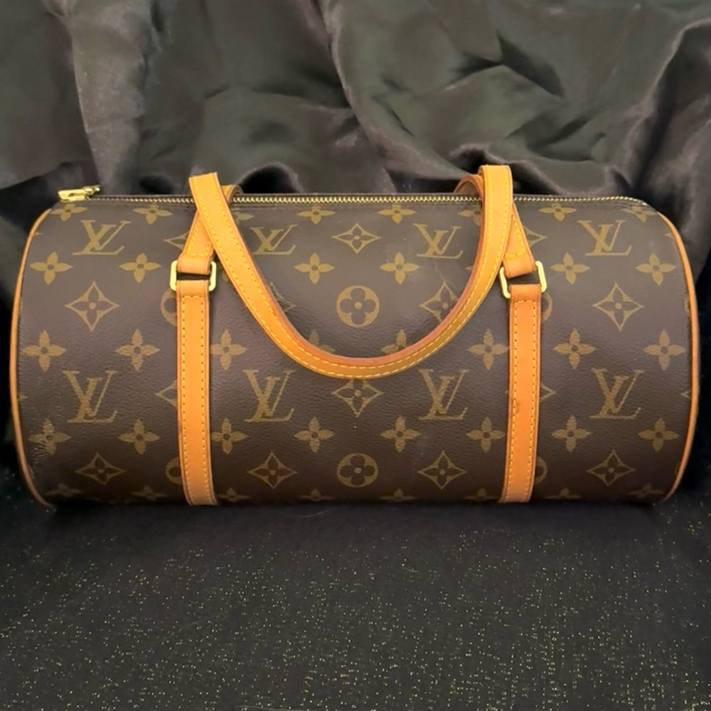 Louis Vuitton Classic Monogram papillon  in Brown and Tan